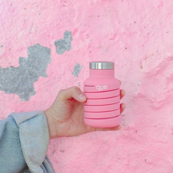 NWT Que Bottle fully collapsible from 8.4” to 4.8" tall in Coral Pink 20 oz - Picture 4 of 4